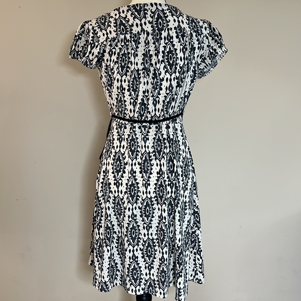 💙🦋🐟Pretty Blue Tie Around Women’s Dress - Picture 5 of 7